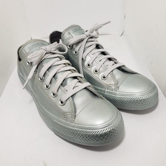 Converse...Chuck Taylor Silver size 8 adorable! - Picture 6 of 6